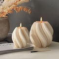 Twist Glow Scented Candle (White)