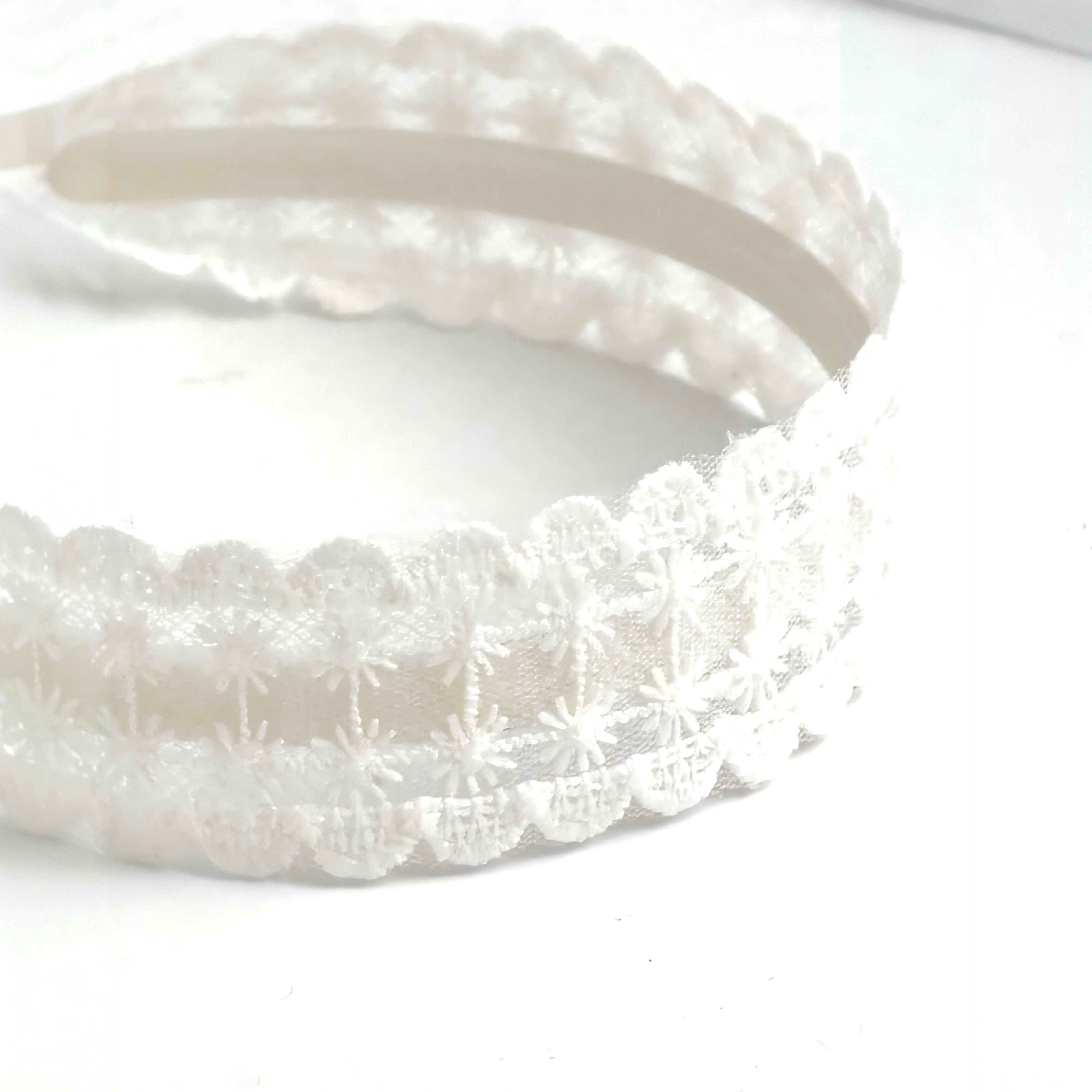 Lace headband