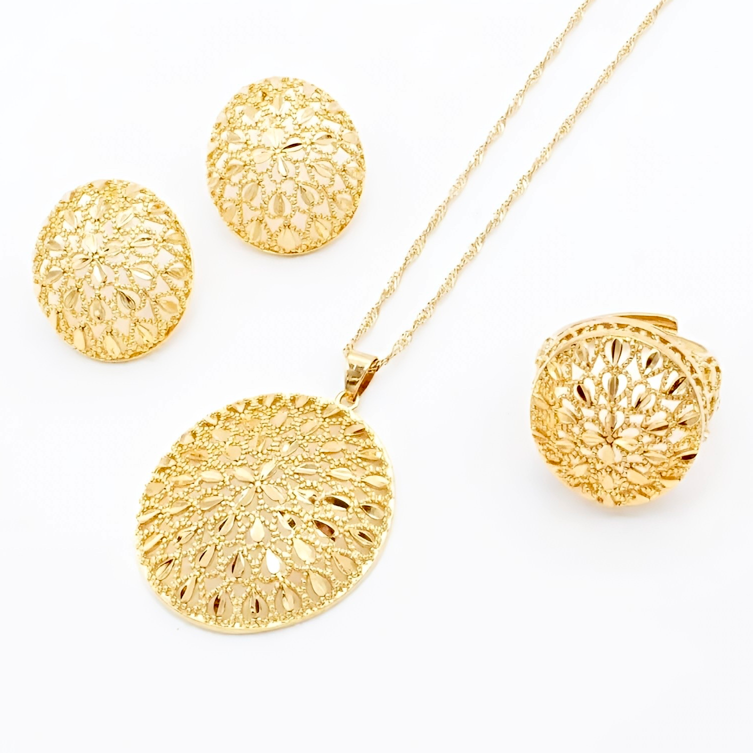 Golden Radiance Filigree Jewelry Set