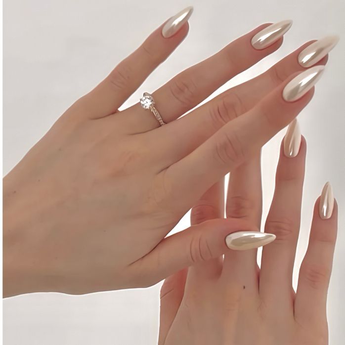 Butterlight Press-on Nails - Press-On Nails | Asena Boutique Qatar