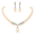 Pearl Whisper Jewelry Set