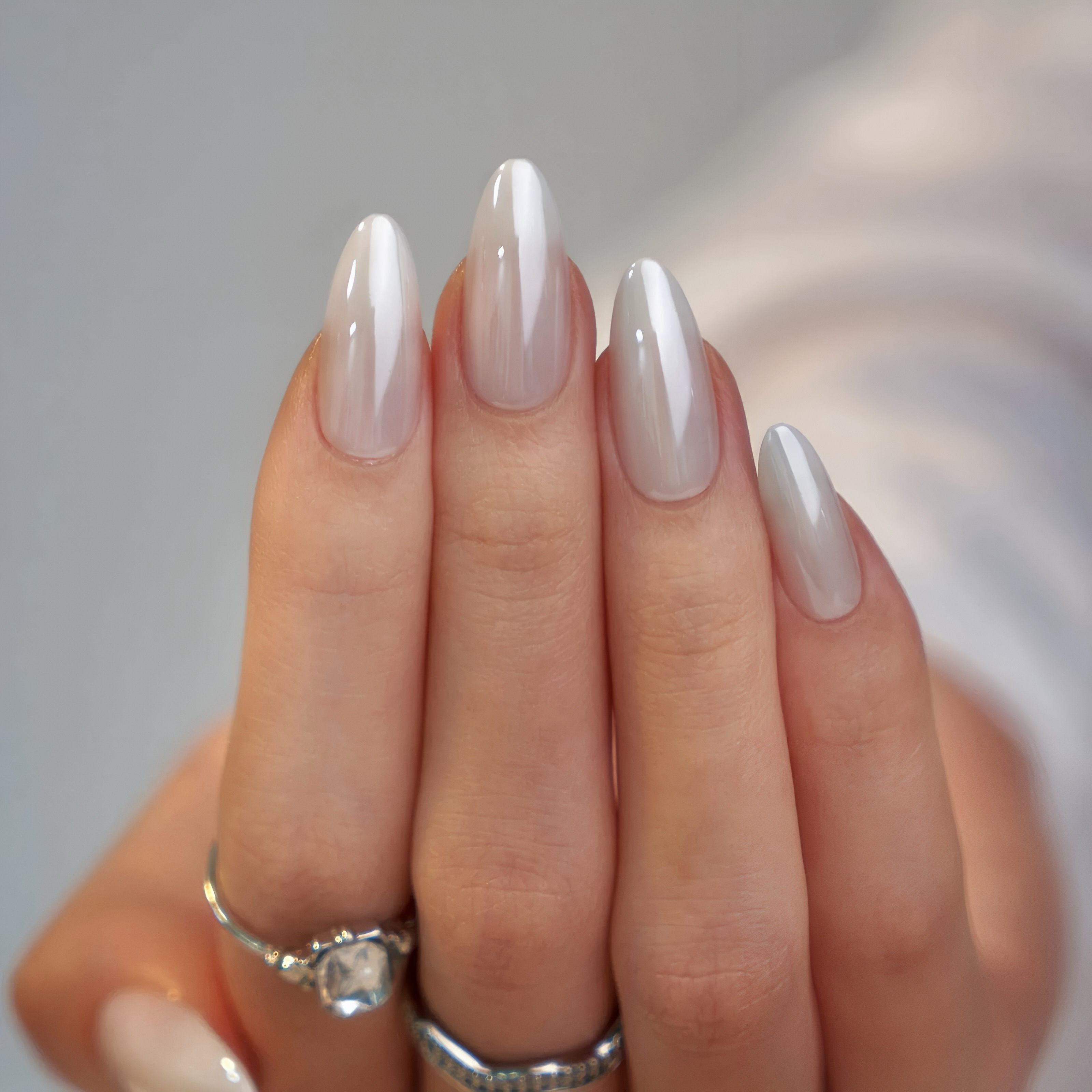Pearl Glaze Press-on Nails