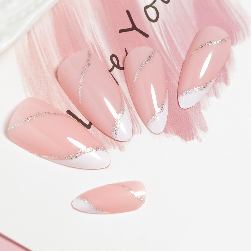 White Whisper Press On Nails - Press-On Nails | Asena Boutique Qatar