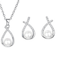 Noor Pearl Jewelry Set