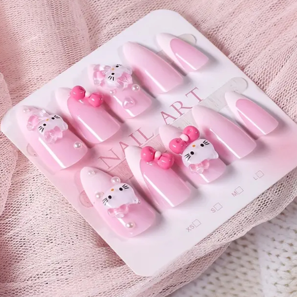 Hello Kitty Nails